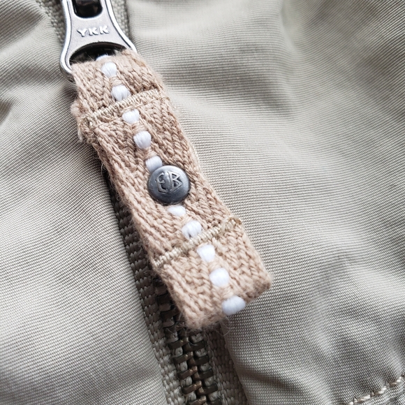 Eddie Bauer Khaki Windbreaker Jacket, Size Small - Picture 8 of 16